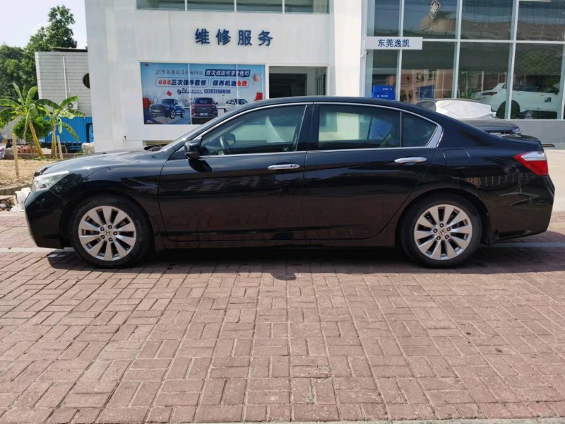 东莞14年本田雅阁5