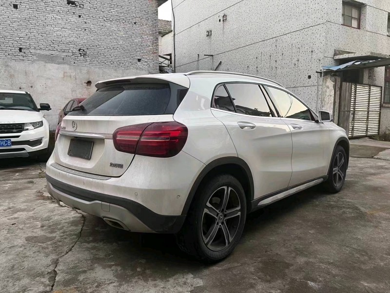 嘉兴18年奔驰GLA2