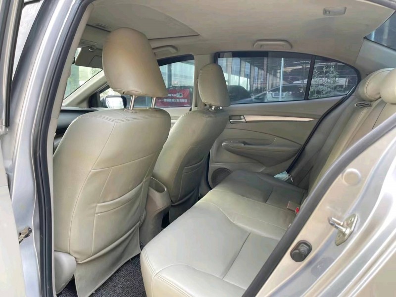 济宁11年本田锋范4