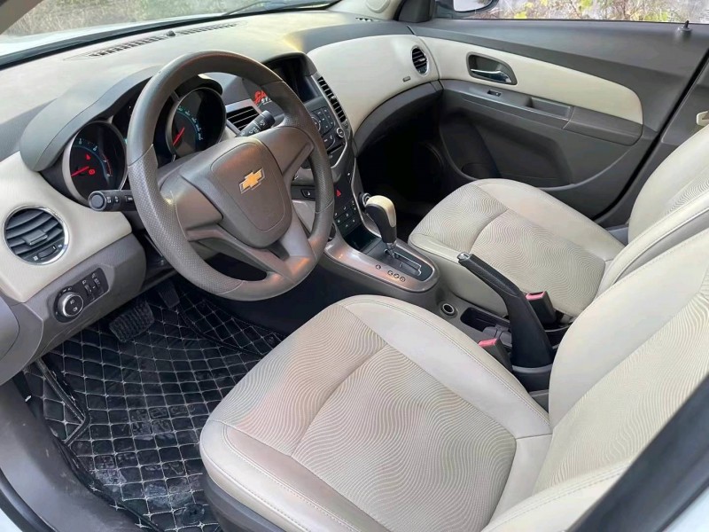 济南16年雪佛兰科鲁兹6