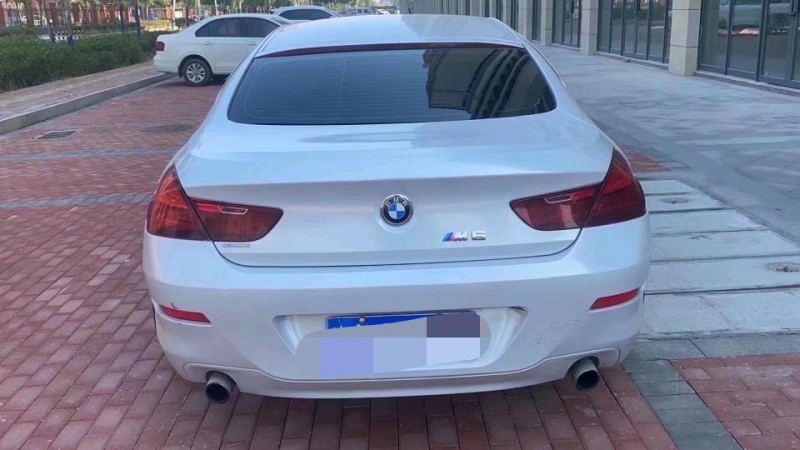 北京13年宝马6系8