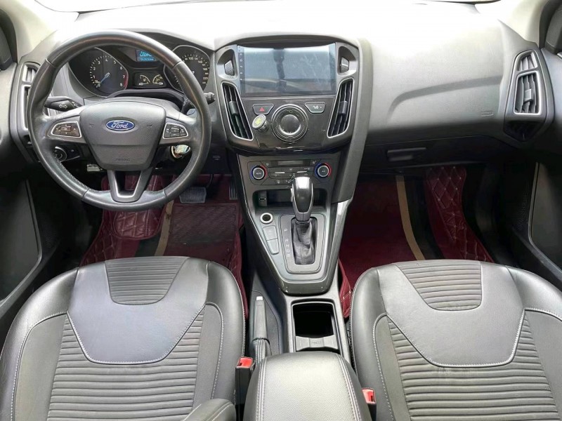 济南16年福特福克斯5