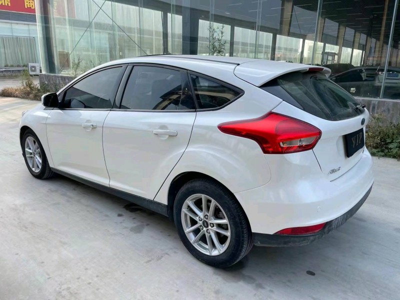 济南16年福特福克斯7