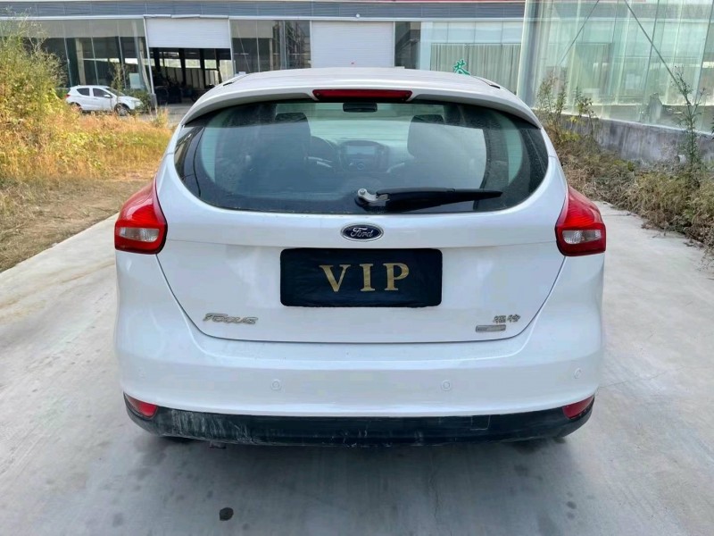 济南16年福特福克斯9