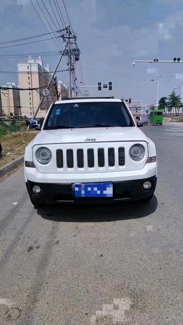 济南14年Jeep自由客1