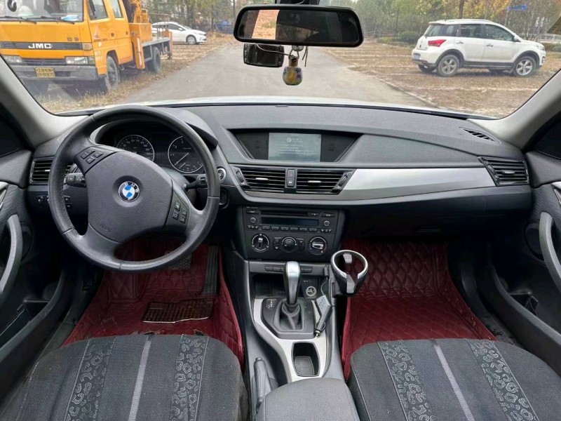 北京12年宝马X16