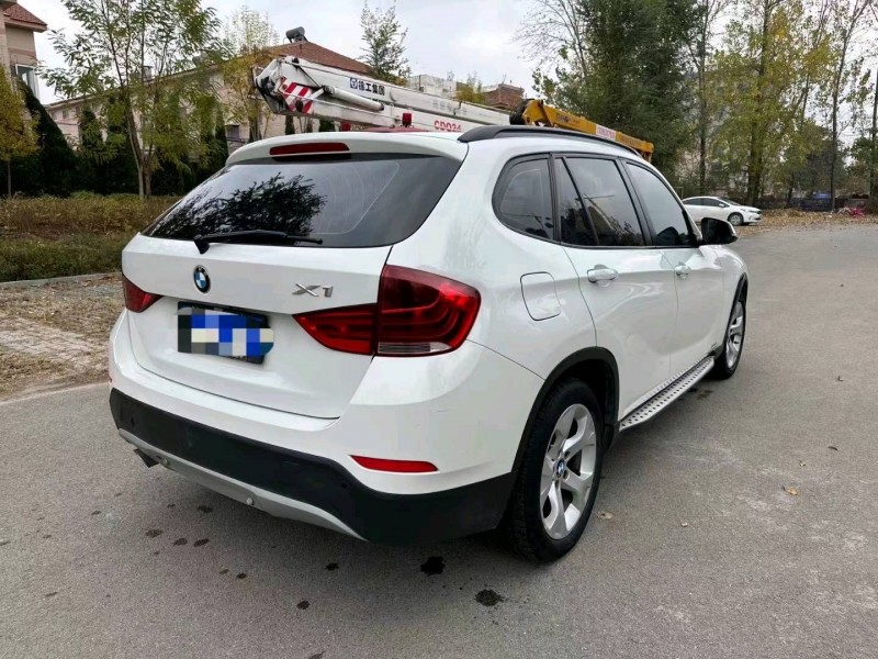 北京12年宝马X18