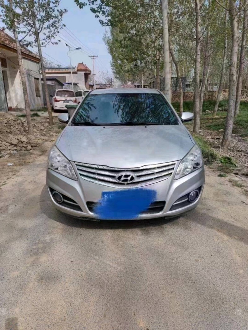 济南14年现代悦动1