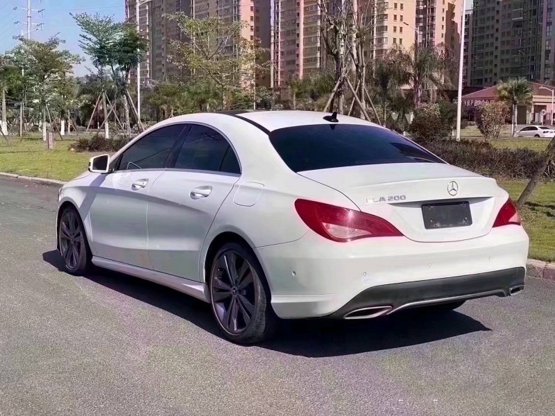 邯郸18年奔驰CLA9