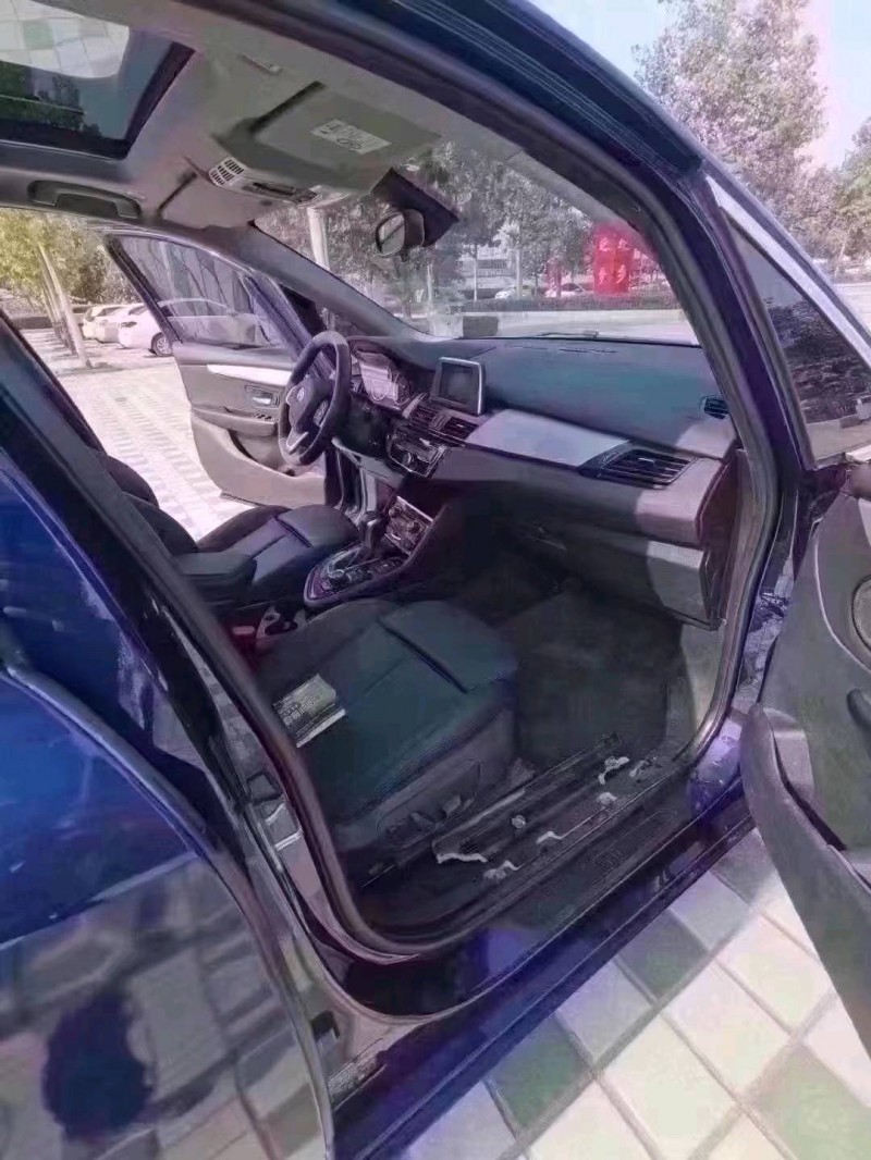 北京18年宝马2系3