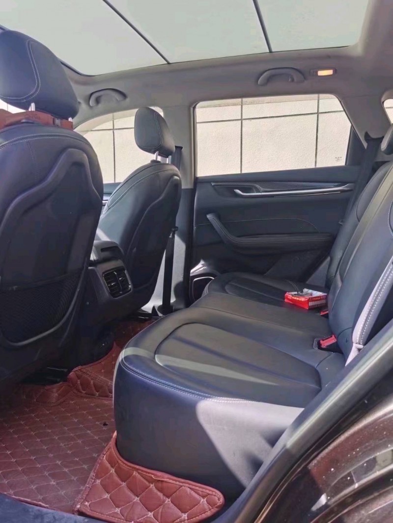 北京18年中华V77