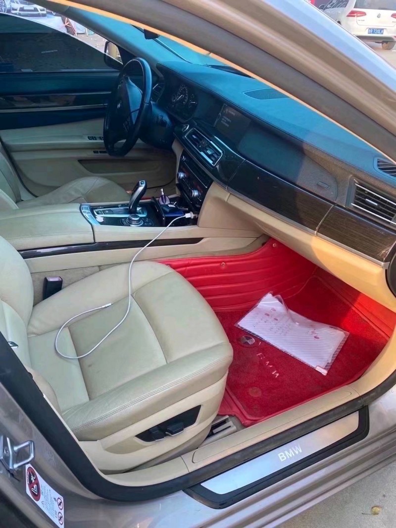 北京11年宝马7系4