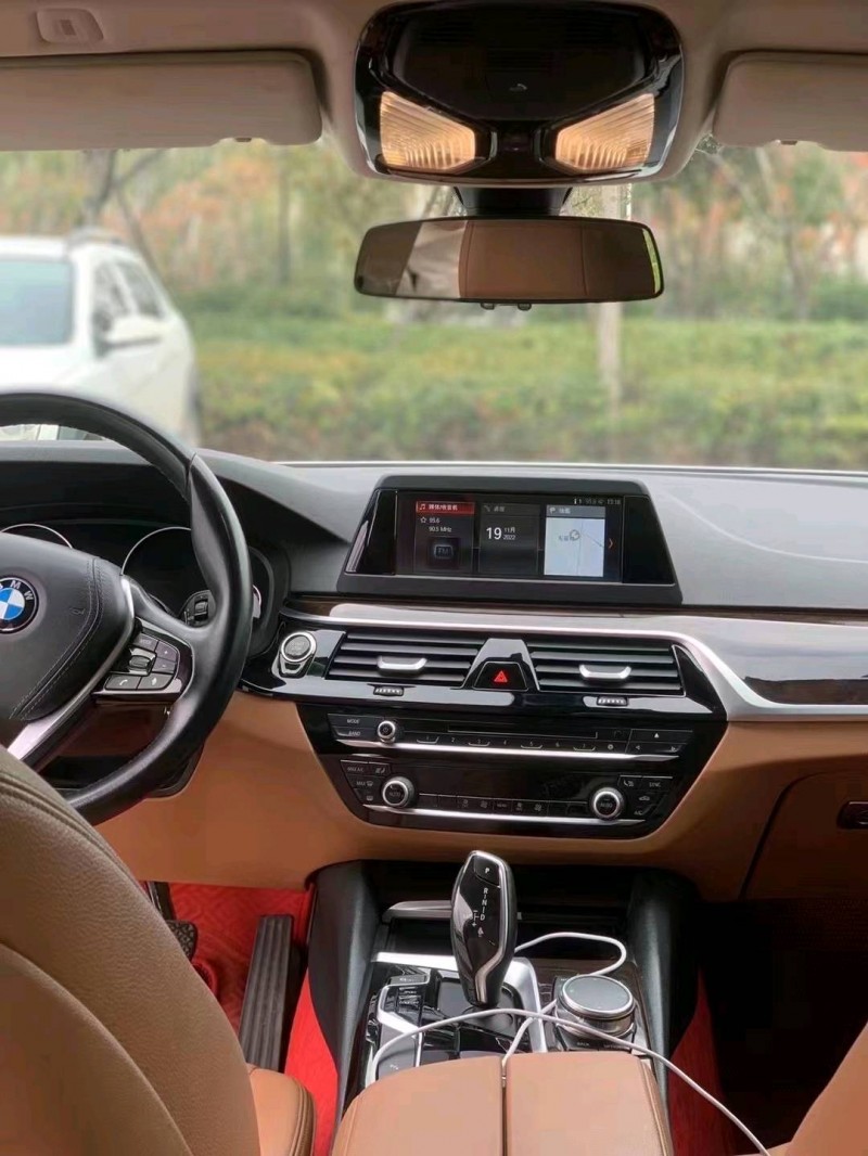 北京18年宝马5系4