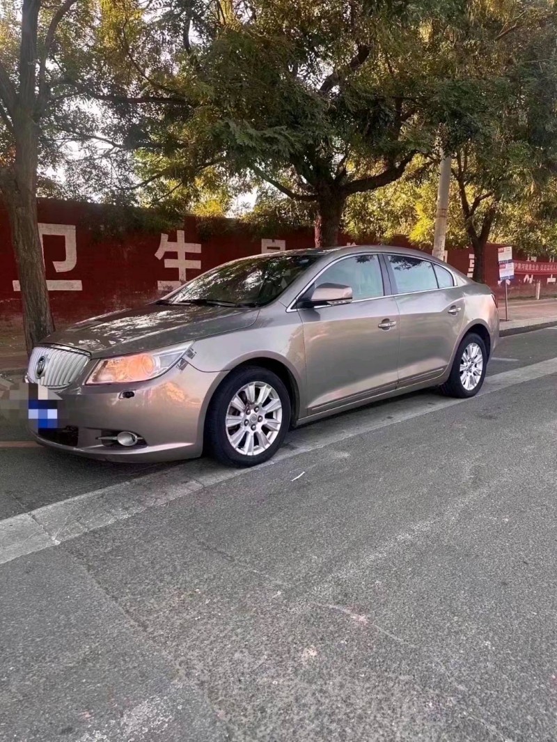 北京10年别克君越3