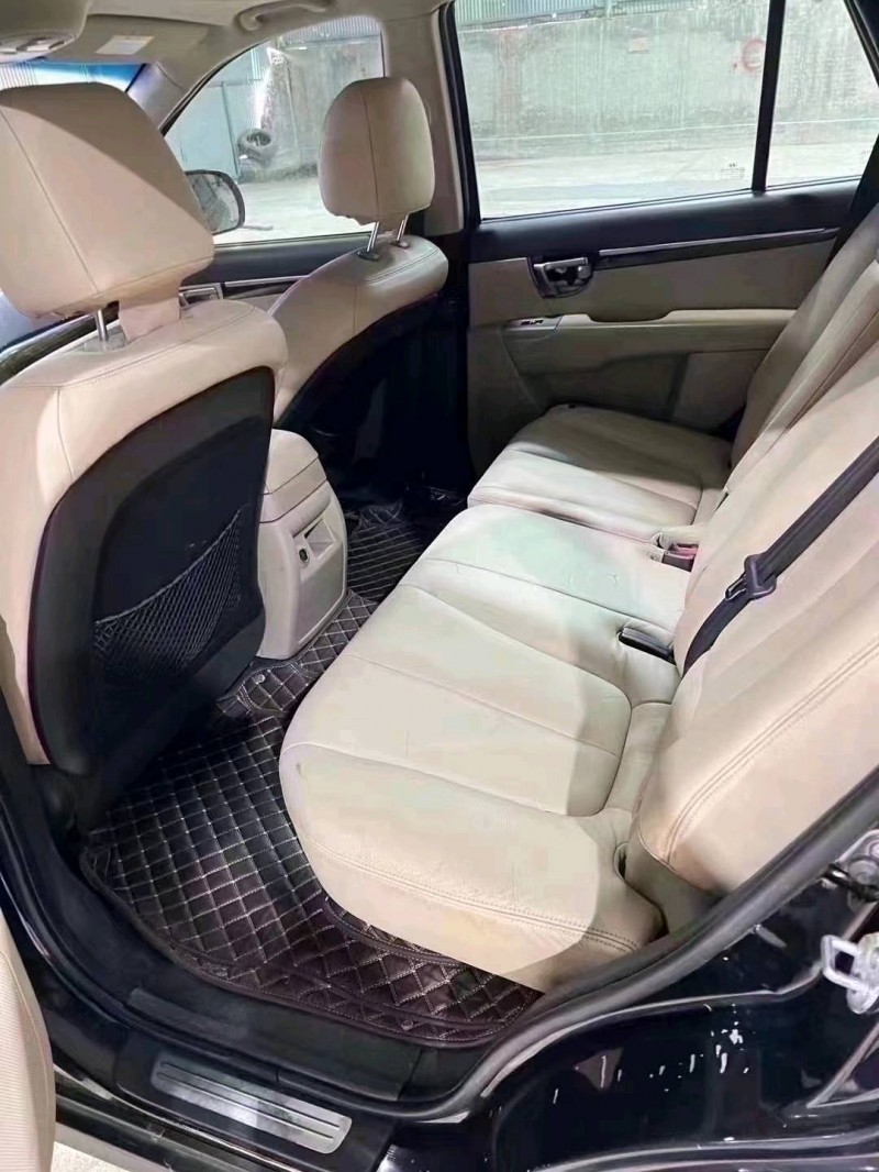 廊坊10年现代新胜达5