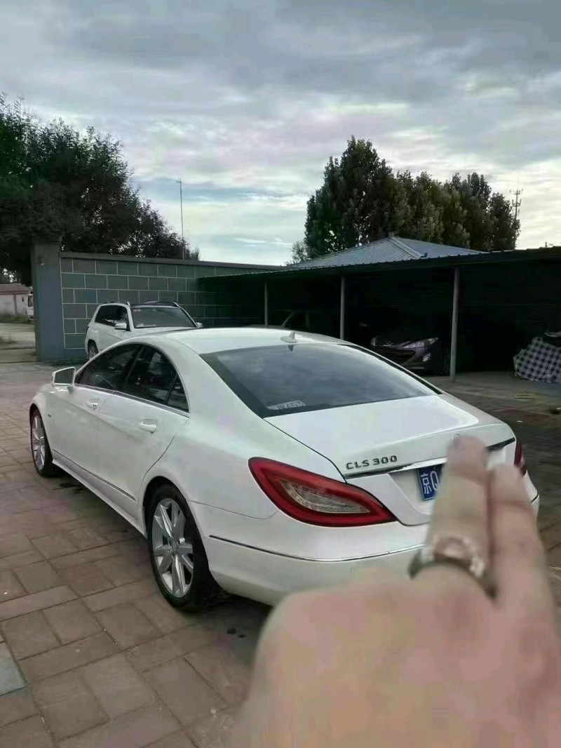 廊坊12年奔驰CLS1