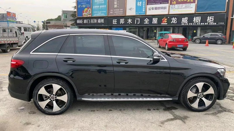 嘉兴18年奔驰GLC3