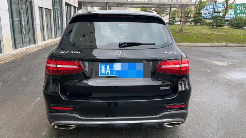 嘉兴18年奔驰GLC2