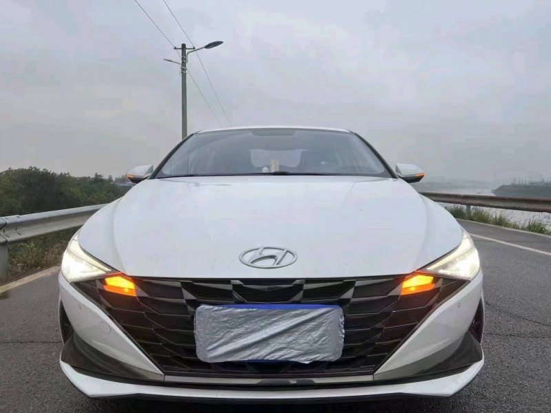 邯郸21年现代伊兰特1