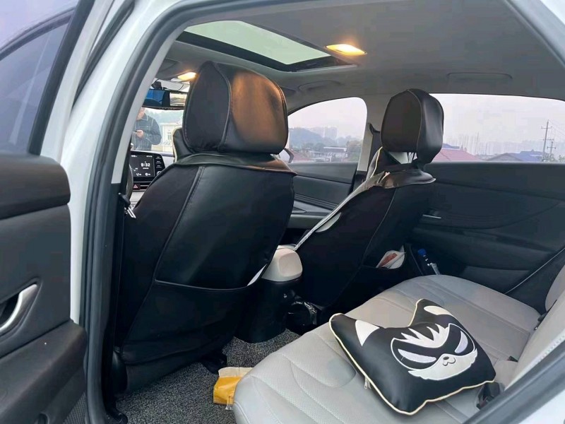 邯郸21年现代伊兰特4