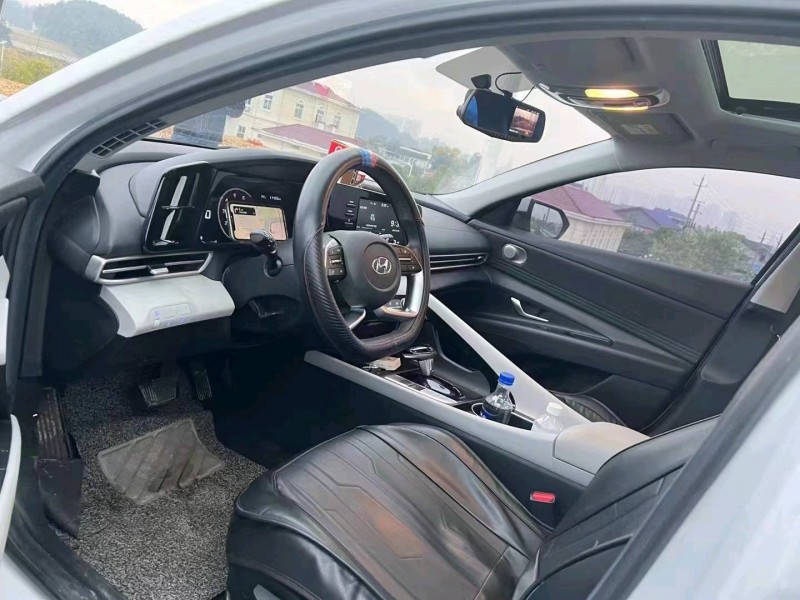 邯郸21年现代伊兰特5