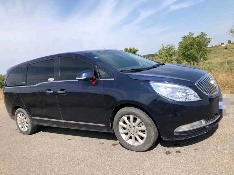 东营11年别克GL88