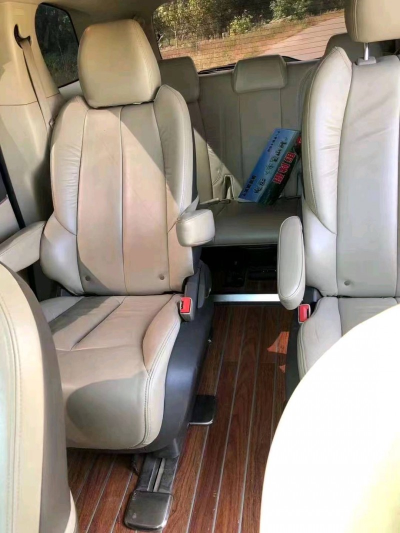 东营11年别克GL84