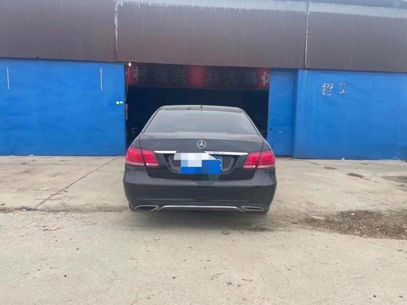 济宁14年奔驰E8