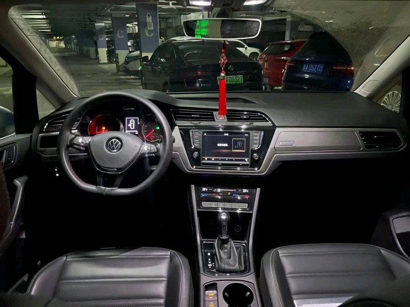 济南22年大众途安4