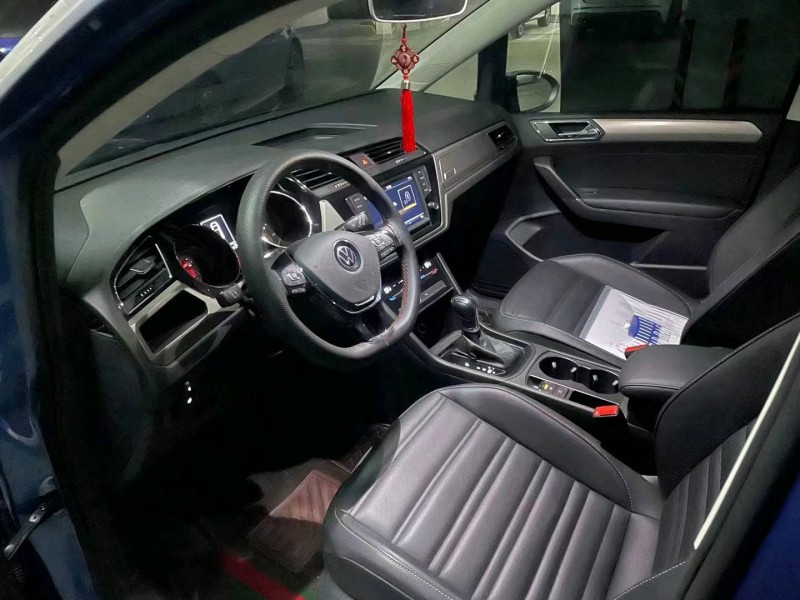 济南22年大众途安6