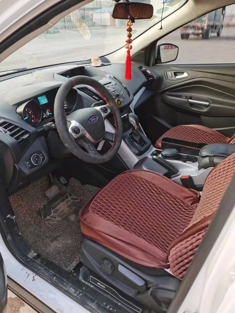 北京16年福特翼虎5