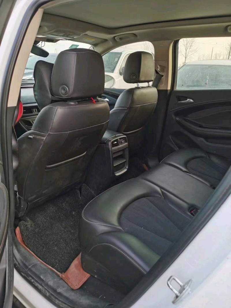 北京17年别克昂科威4