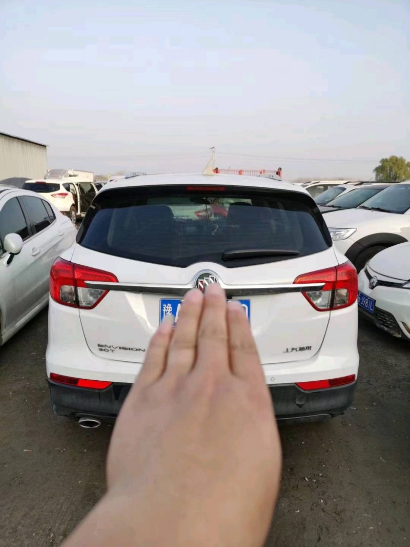 北京17年别克昂科威5