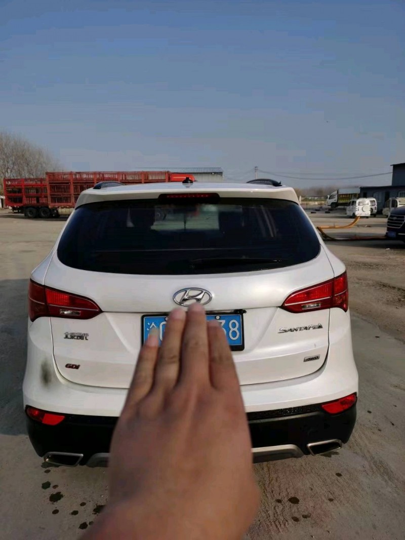 北京15年现代新胜达5