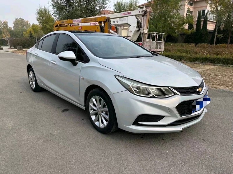 北京17年雪佛兰科鲁兹2