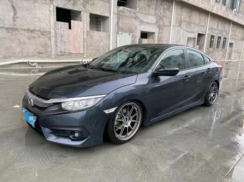 广州17年本田思域3