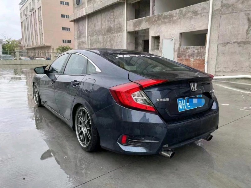 广州17年本田思域7