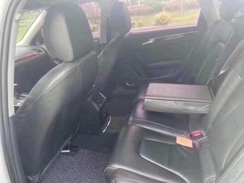 北京16年奥迪A4L2