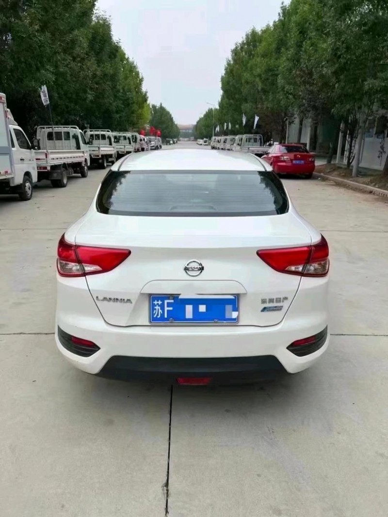 北京16年日产蓝鸟9