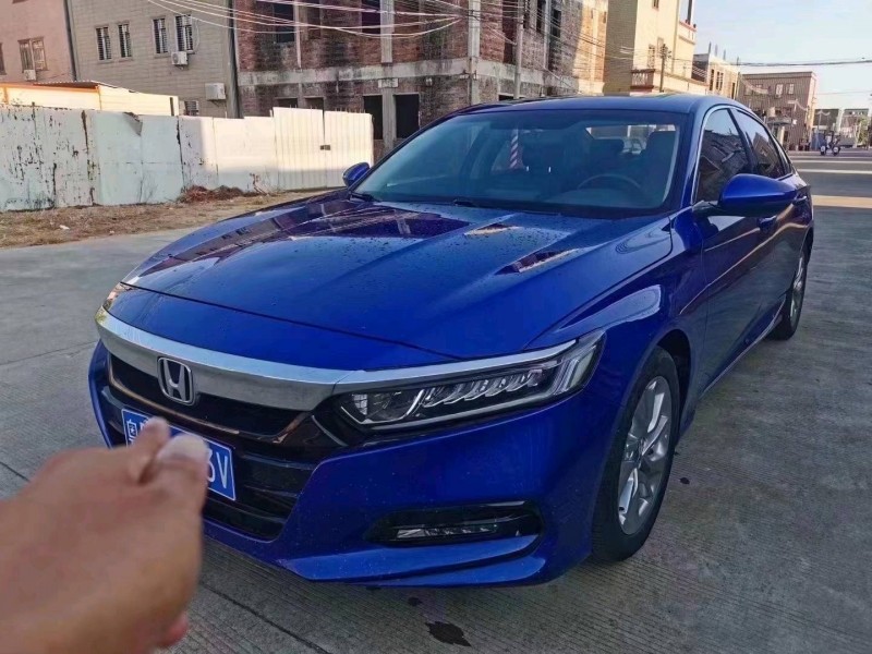 广州18年本田雅阁2