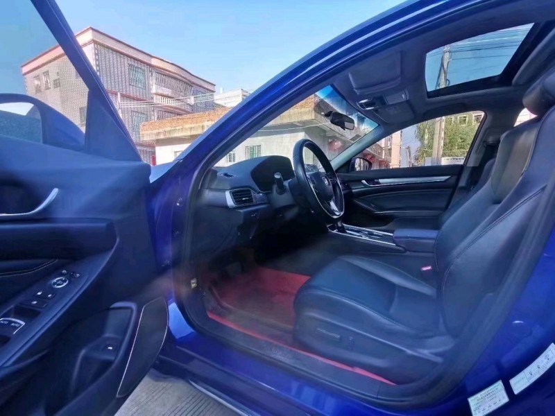 广州18年本田雅阁3