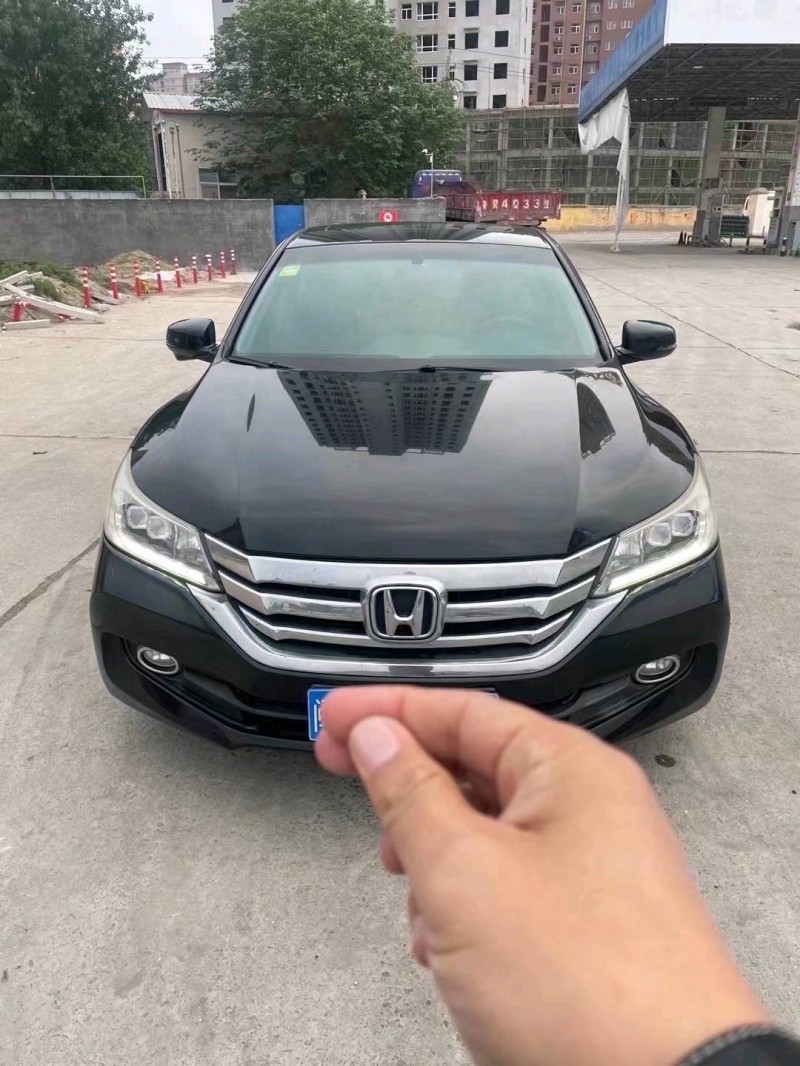 北京15年本田雅阁6