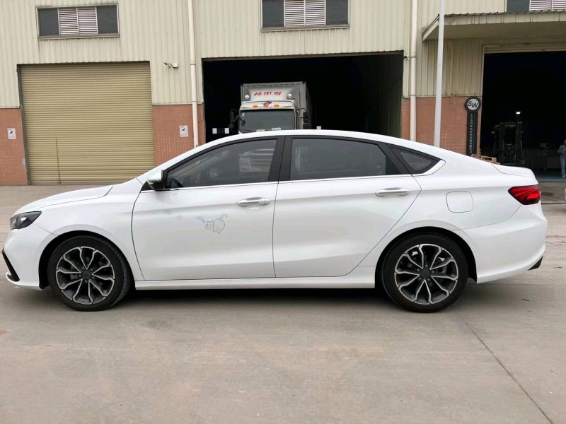 东莞21年吉利缤瑞8