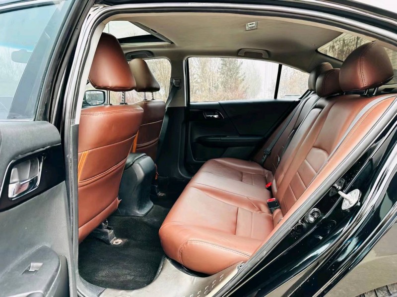 沈阳17年本田雅阁8