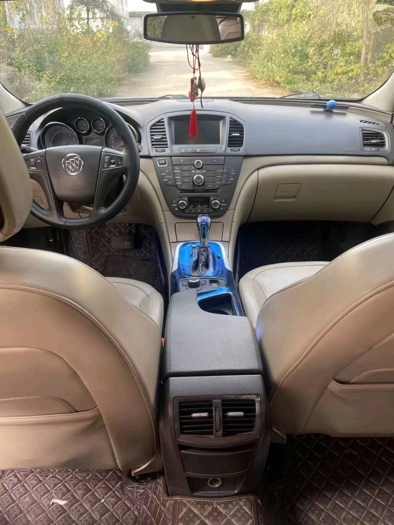 枣庄10年别克君威6