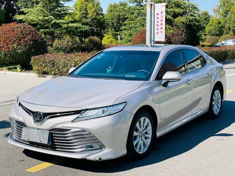 徐州18年丰田凯美瑞2