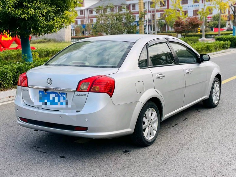 徐州11年别克君越7