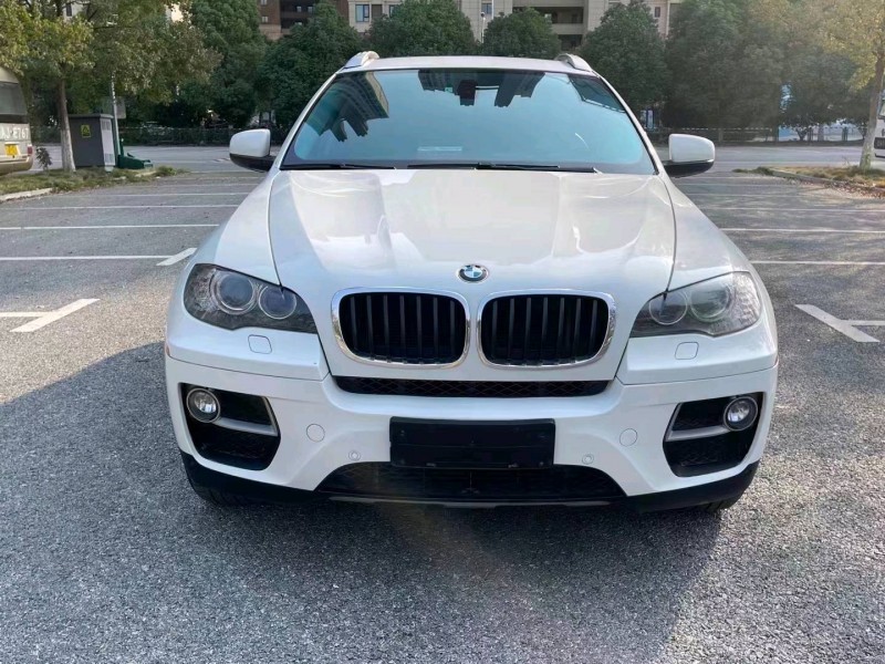 北京14年宝马X61