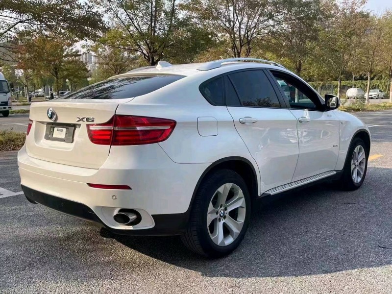 北京14年宝马X67