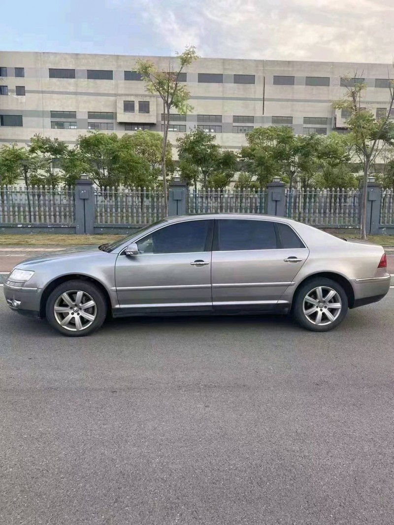 宜昌10年大眾輝騰6